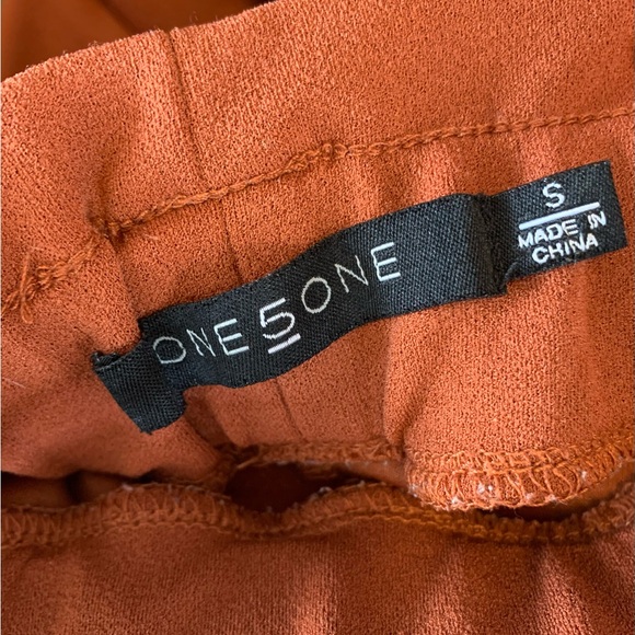 Paper bag waist pants in rust - Picture 4 of 4